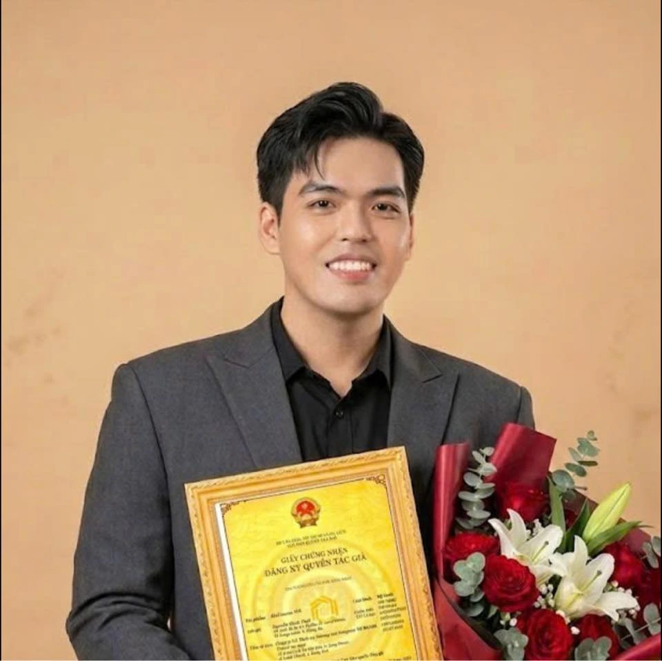 Nguyen Minh Triet portrait